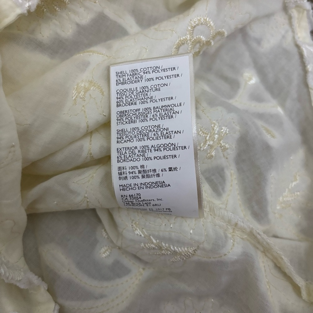 Anthropologie Ivory Floral Lace Button-Front Blouse - Picture 9 of 9